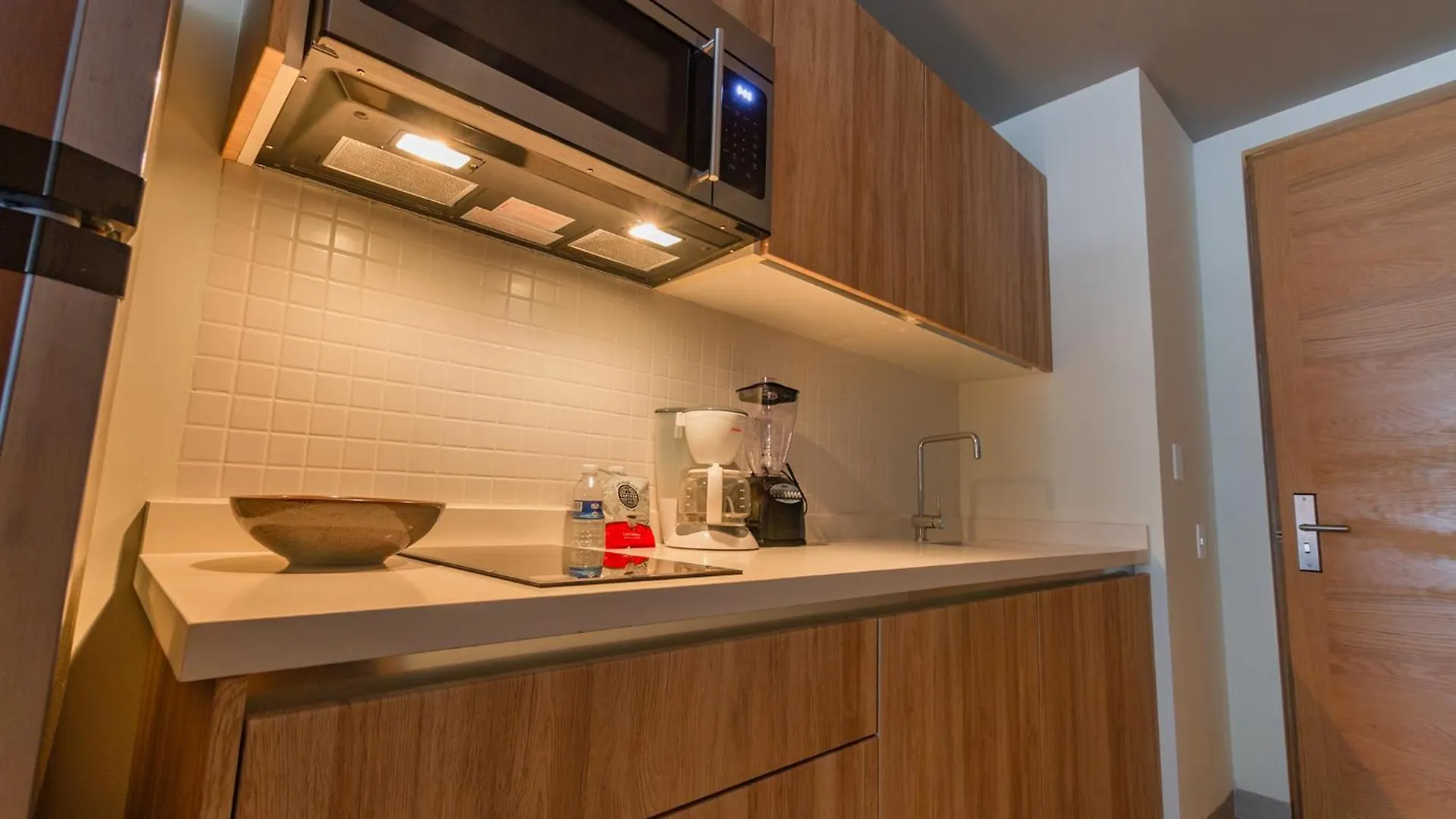 Beautiful Studio With Kitchen Ac Gym Pool Ocean View From The Rooftop Playa del Carmen Mexico